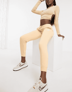 Nike essentials slim joggers