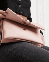 Load image into Gallery viewer, Oasis clutch bag in neutral
