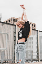 Load image into Gallery viewer, Black t shirt
